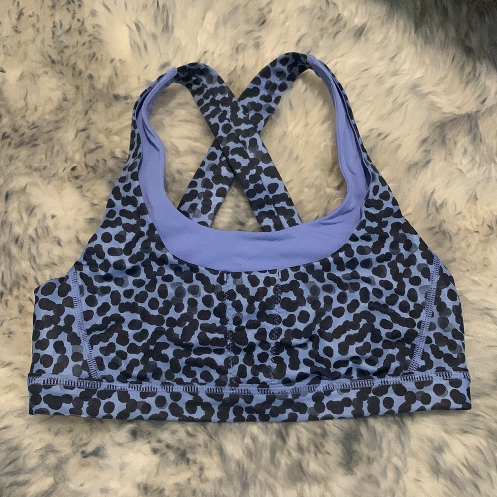 NWOT Lululemon Blue Cheetah Sports Bra